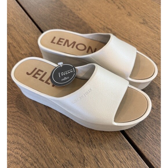 NWT Lemon Jelly Champagne Gold Platform Slides Sandals Women’s Sz EU 38/US 7.5-8 - Picture 1 of 8